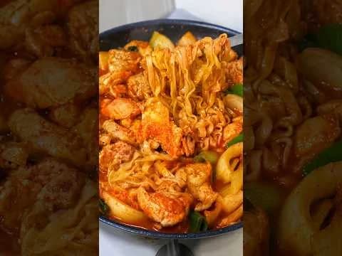 칼국수 찜닭